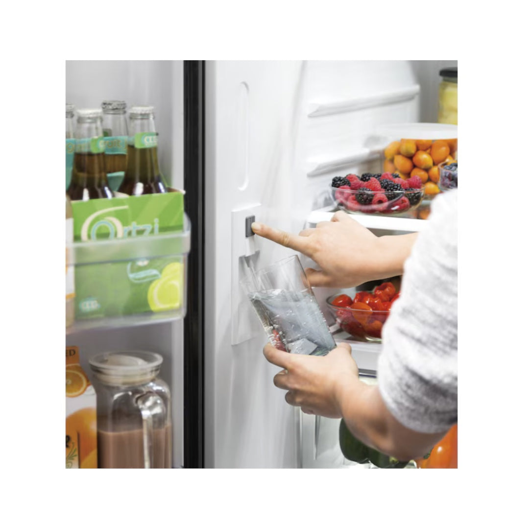 GE 24.8-cu ft French Door Refrigerator with Ice Maker and Water dispenser (Stainless Steel) ENERGY STAR "GNE25JYKFS"